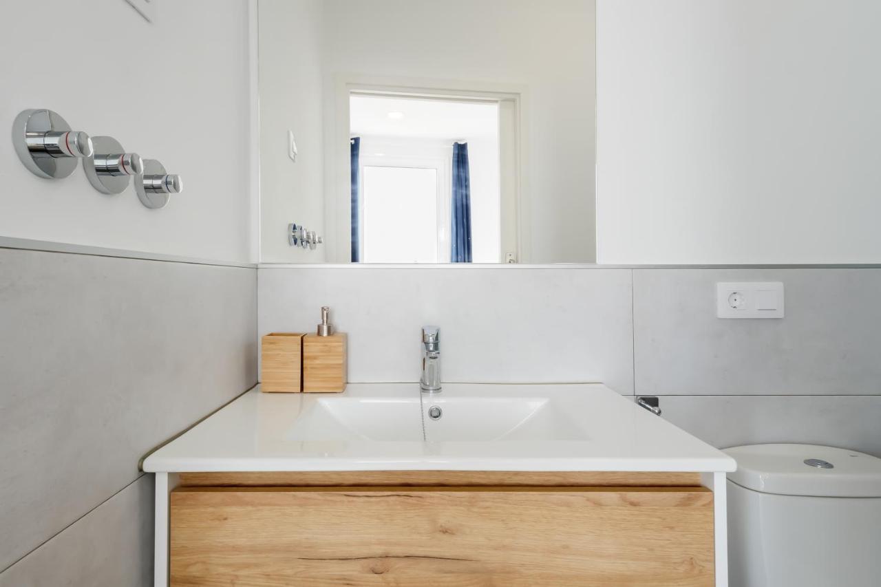 Apartment Avenida 73 *